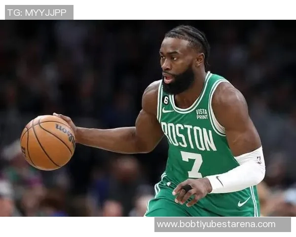 今天绿军主场迎战76人杰伦布朗伤愈复出助力球队争胜