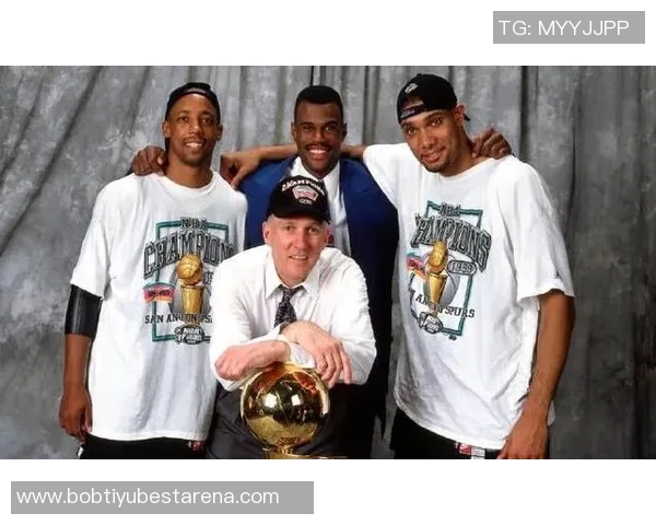 人生如戏澳波短暂执教之路从夺冠到下课再到解雇的悲喜交加